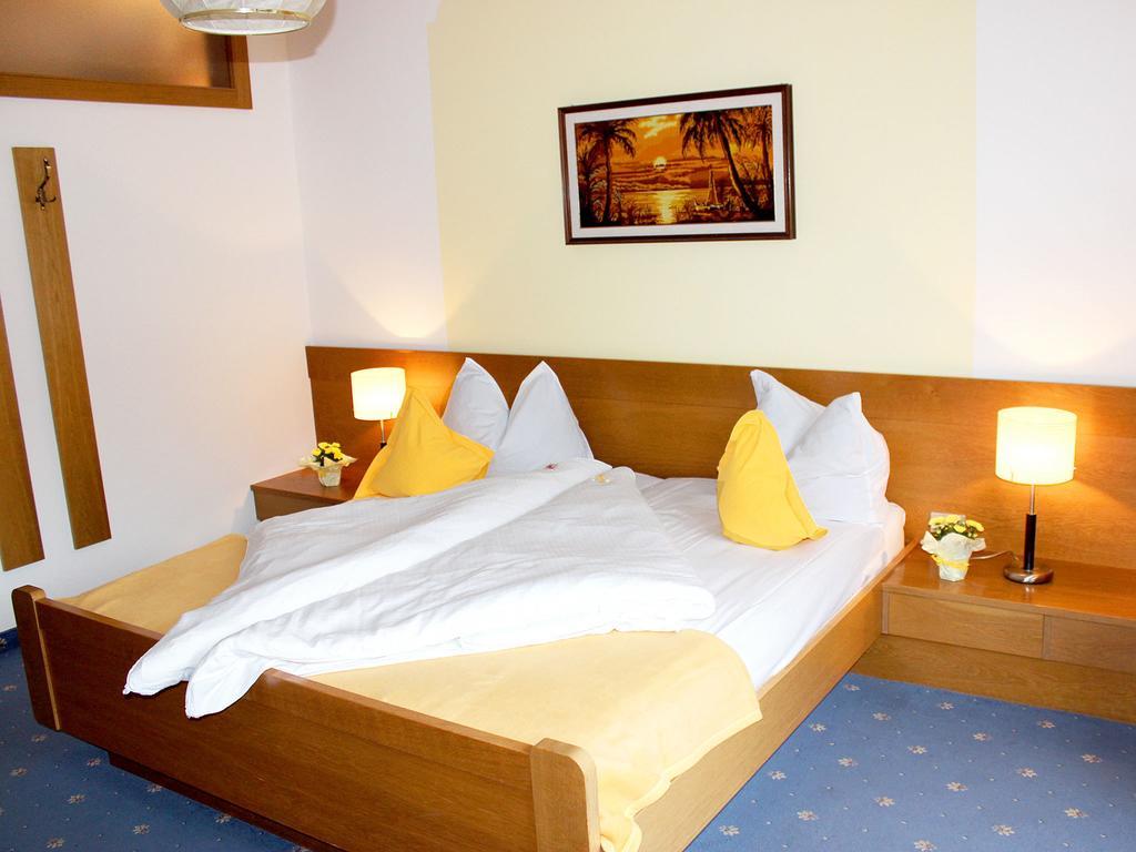 Hotel Garni An Der Leit Lagundo Camera foto